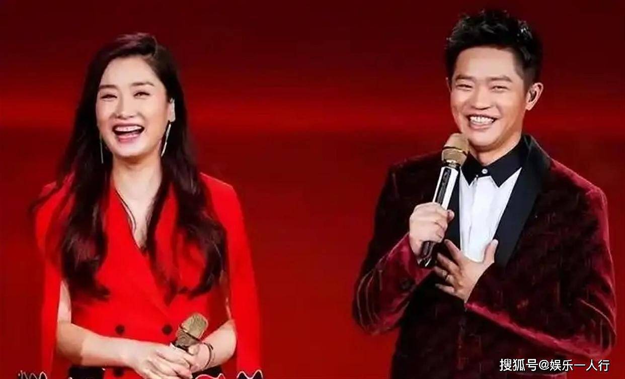 玲花消失的5个月：凤凰传奇五五分账27年，终究是女方先为男方的错买了单 - 24