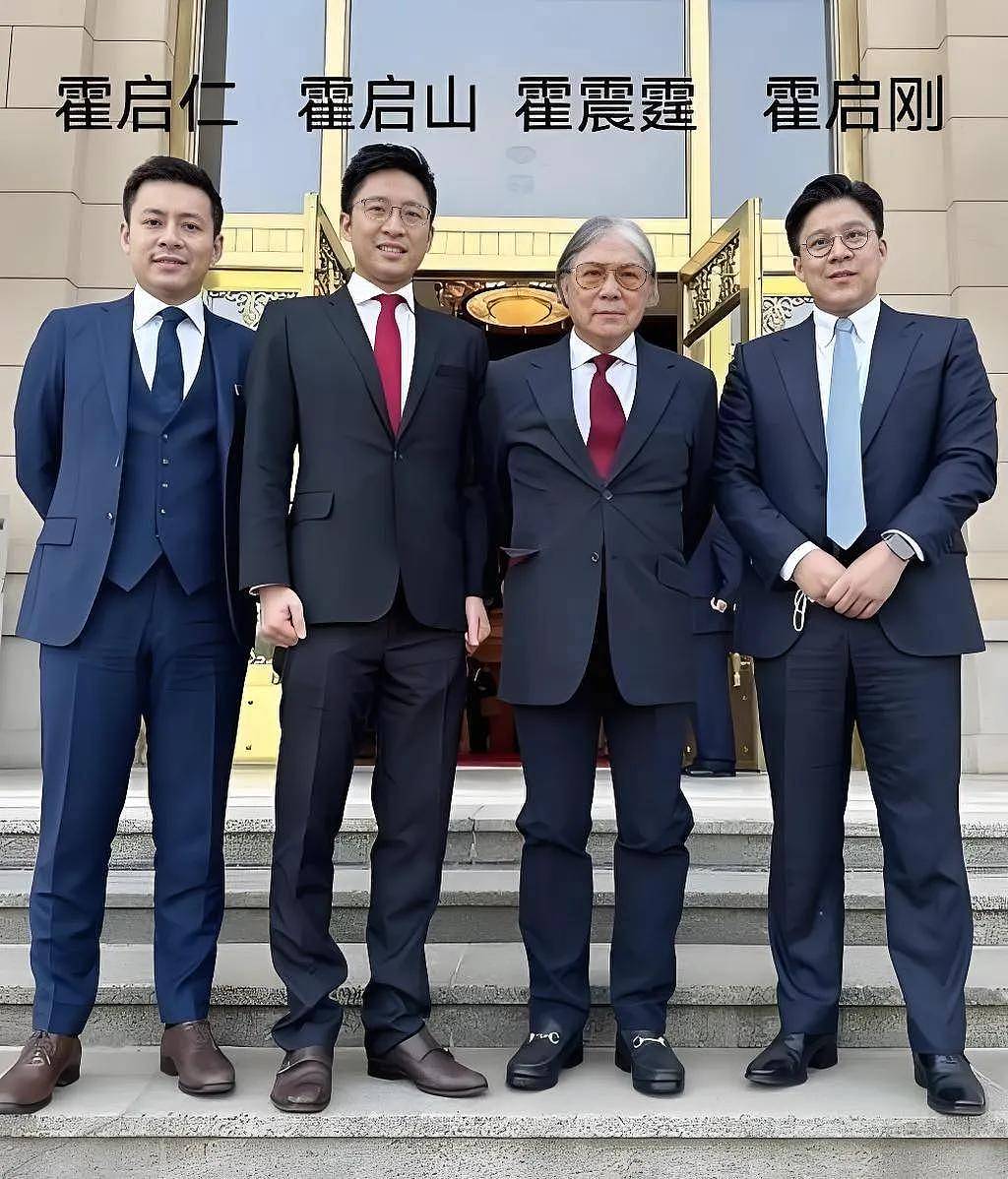 事态升级!霍启刚评论区沦陷,准弟媳娜然家世曝光被质疑辱华 - 2