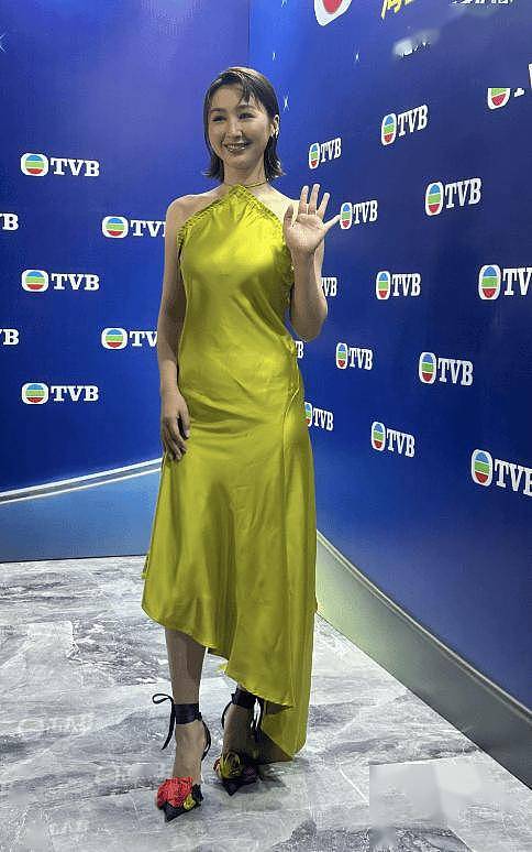 港姐佳丽竟大胆要求乐易玲讲英文!被批缺乏礼貌尊重!TVB花旦高海宁:学学中文啦 - 4