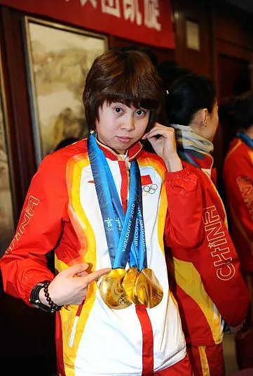 相差21岁被嘲“父女恋”，不被外界看好的他们婚后一直很幸福啊 - 10