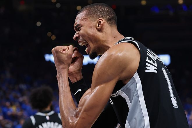 ESPN专访文班：少林特训有点被夸大 波波维奇始终是我们的掌舵人 - 1