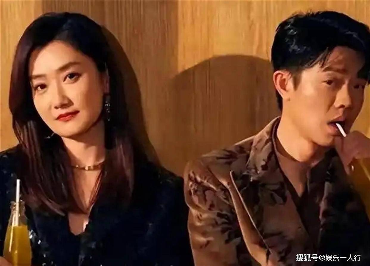 玲花消失的5个月：凤凰传奇五五分账27年，终究是女方先为男方的错买了单 - 19