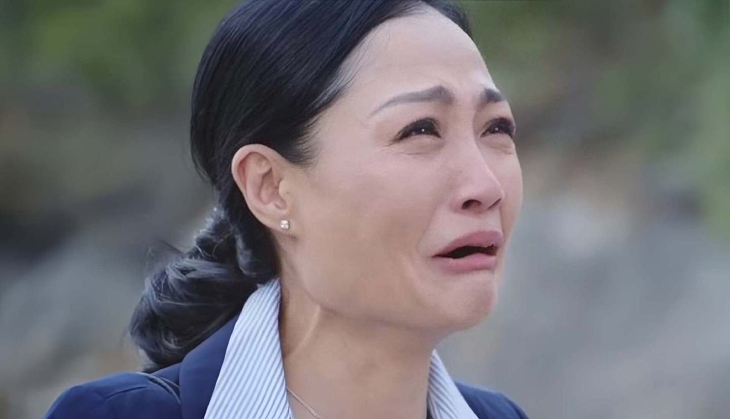 突发！香港知名演员爆料遇婚恋诈骗，61岁还没结婚，享受单身状态 - 9