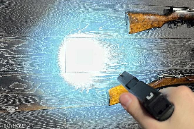 评测：傲雷科技PL X战术枪灯 聚焦亮度1000流明 按钮操作需要改进 - 8