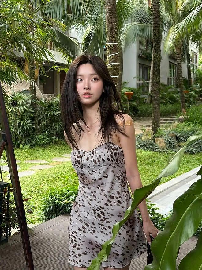 小韩网红模特金娜熙knhs2。以美妆、穿搭照片走红！ - 12