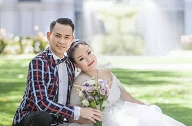 香港知名演员全面复出,妻子急性肝衰竭离世,发视频痛哭求帮助 - 1