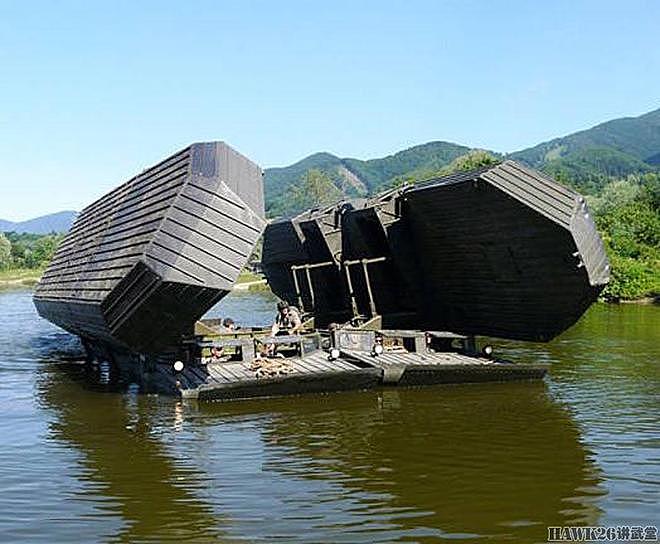 图说：GSP履带式自行渡船 苏联工兵独门利器 水中合体可运载坦克 - 4
