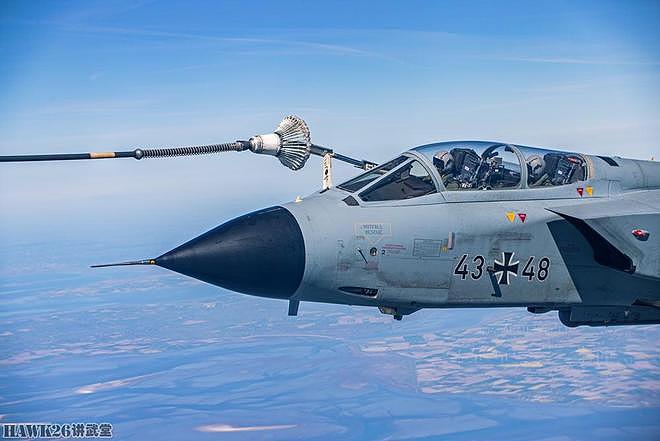 集腋成裘：航母甲板“阵风”密集排列 KC-135紧急抢修后飞回本土 - 9