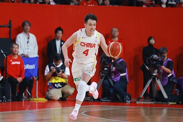 众望所归!赵继伟取代赵睿再任中国男篮队长,率队迎战日本中国台北 - 3
