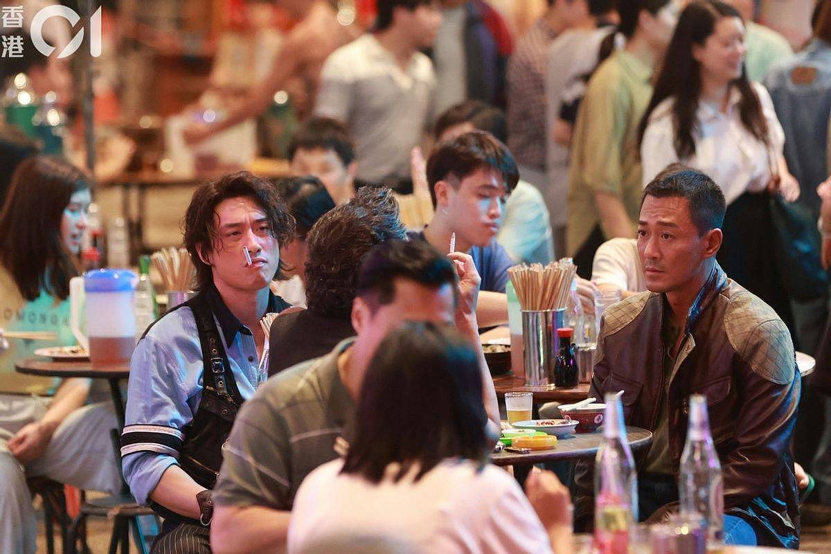 《九龙城寨之终章》拍摄发生意外，替身飞腿误伤动作演员急送医院 - 5
