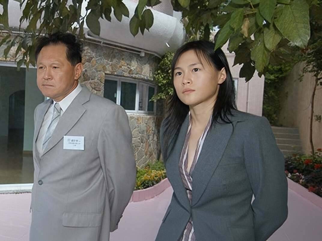 香港富二代结束7年同性婚姻，和恋人感情稳定，获富豪父亲认可 - 1