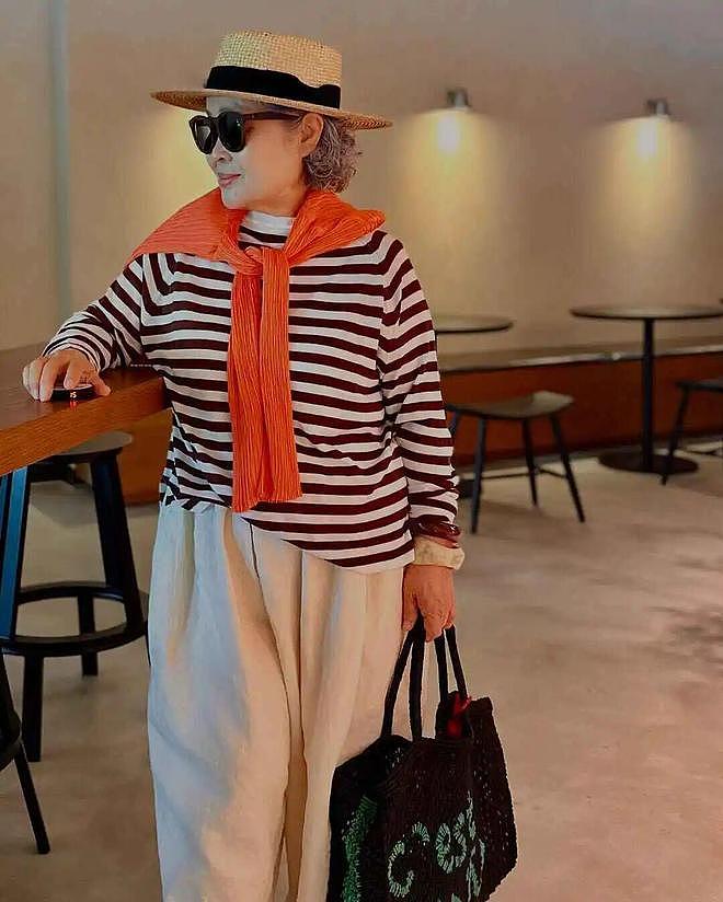 这位60+微胖奶奶真会穿，衣服讲究配色和长短，到老都是一枝花 - 7