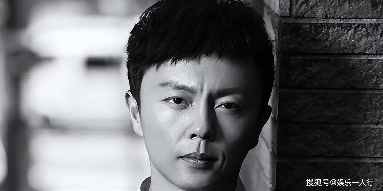 将李连杰置于脚下，被周润发五千劝退，现今成网剧的支柱 - 14