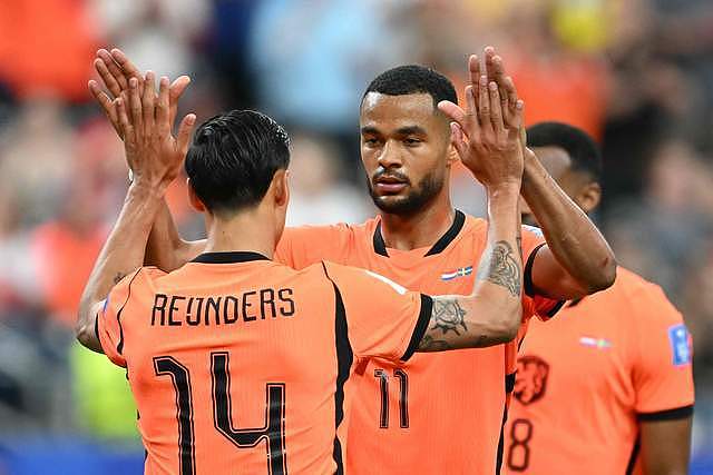 5-1！4-0！疯狂世界杯：2场惨案 3队出线3队出局 日本首胜 - 1