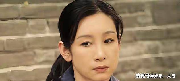 《主角》:直到刘红兵离婚,花彩香临终点醒胡三元,才知忆秦娥真面目 - 4