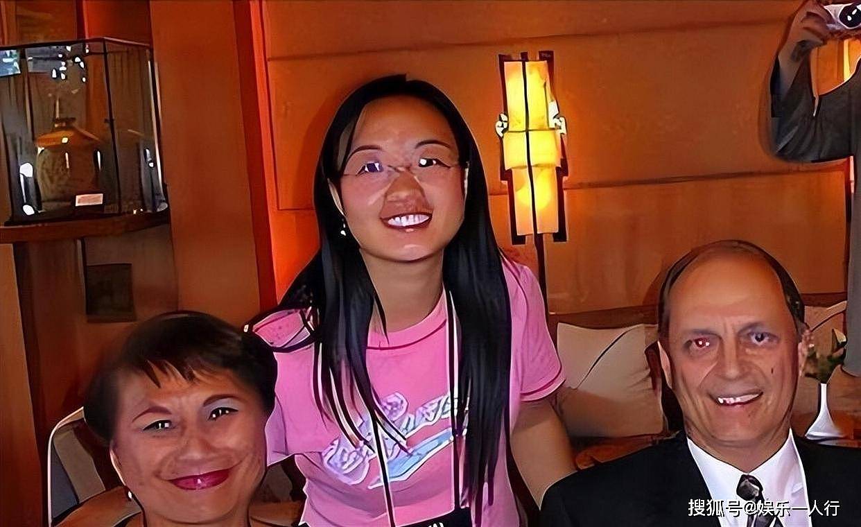 魏敏芝现状:赴美转行做导演,定居夏威夷,如今40岁胖到难辨认 - 15