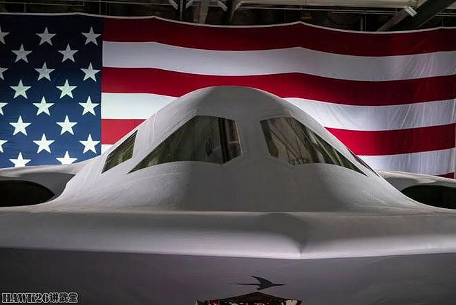 B-21“突袭者”隐形轰炸机进入战备状态 美国现代化改造空军基地 - 4