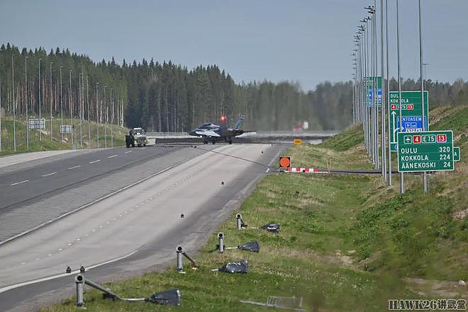 荷兰空军F-35A隐形战机降落芬兰公路 西欧各国相继提高战备水平 - 11