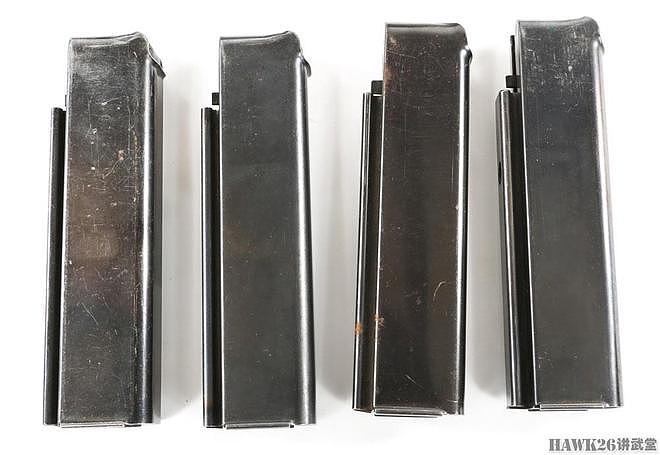 细看：M1921A1汤姆森冲锋枪 附送原装FBI蓝色天鹅绒内衬硬质枪盒 - 22
