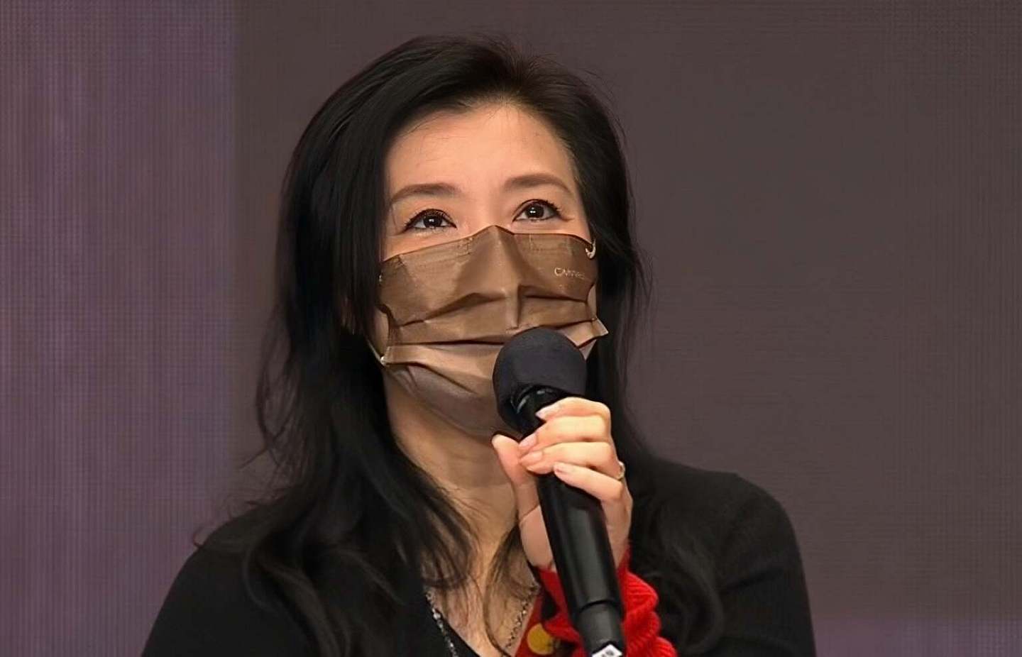 香港知名演员转行从商，遭朋友背刺血本无归，两次流产近乎不孕 - 4