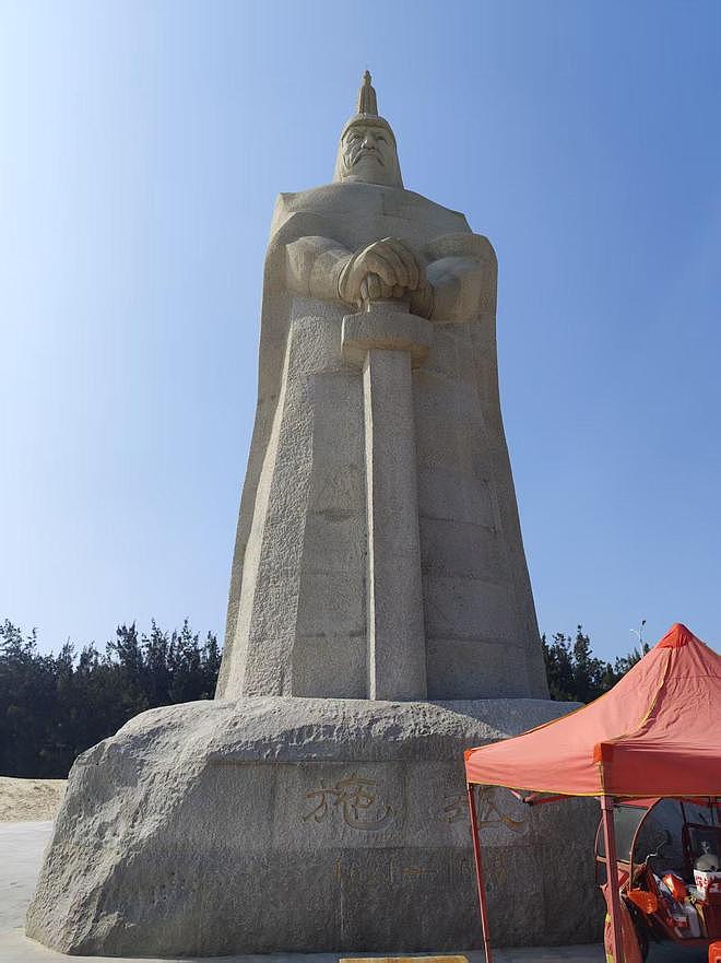 郑成功收复台湾，得到万人敬仰，施琅收复台湾，为何少有人追捧 - 4