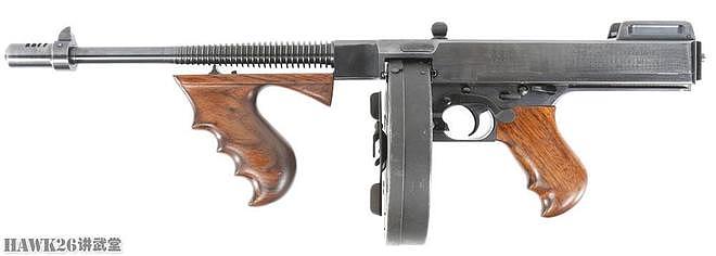 细看：M1921A1汤姆森冲锋枪 附送原装FBI蓝色天鹅绒内衬硬质枪盒 - 9