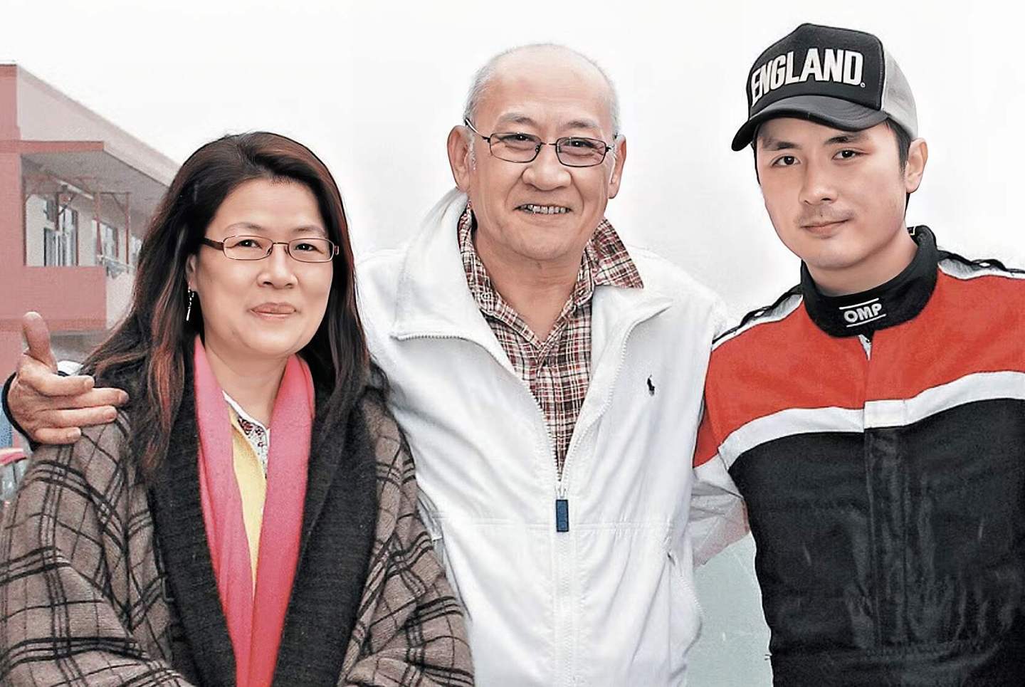 突发！81岁TVB知名老戏骨宣布和女友分手，结束长达20年恋情 - 2