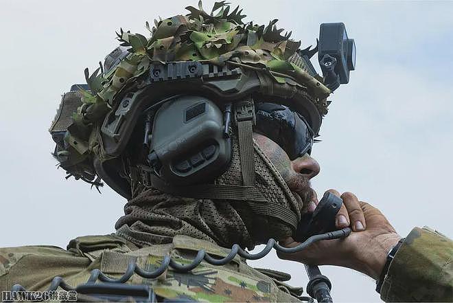 集腋成裘：B-2掠过犹如鬼魅 美国陆军成立250周年阅兵式的小手脚 - 14