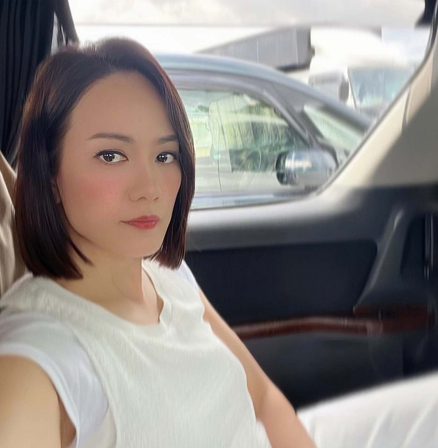 担心!香港知名演员深夜突然晒落泪照,婚后和老公坚持丁克 - 5