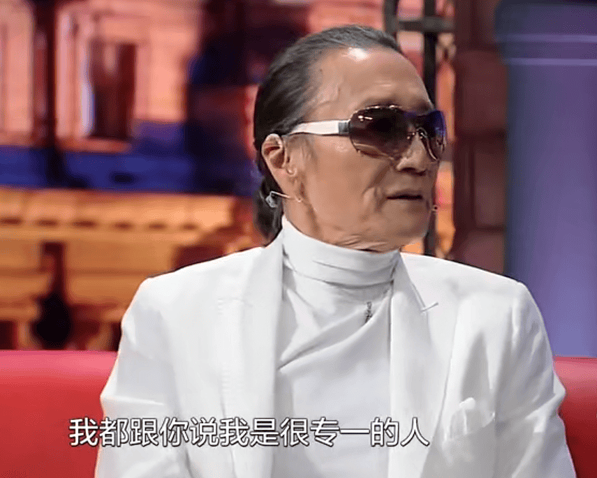 谢贤风流一生,初恋变心嫁人远走,和狄波拉离婚后找了小49岁女友 - 3