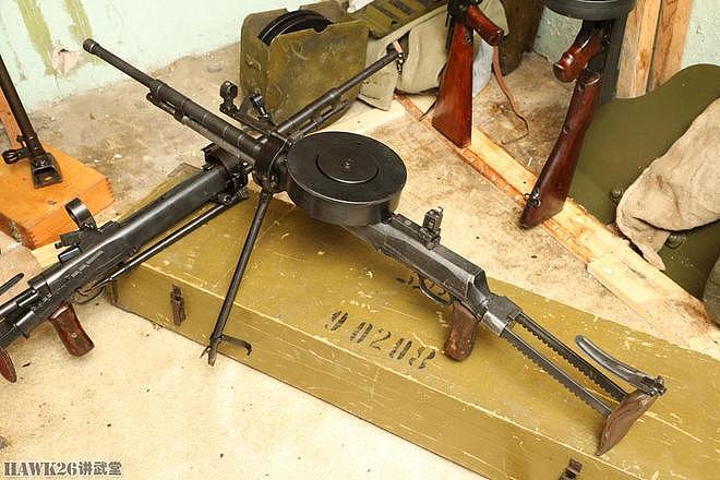图说：DT-29坦克机枪 配备苏联所有装甲车辆 同类武器生产量冠军 - 11