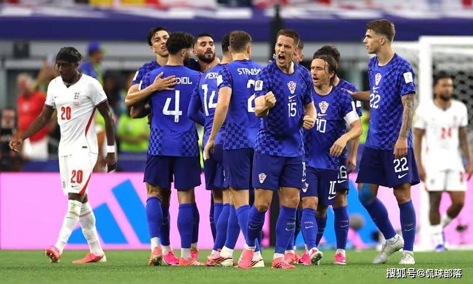 4-2，1-1！世界杯疯狂一夜：英格兰开门红 葡萄牙翻车 弱旅拿第一分 - 3