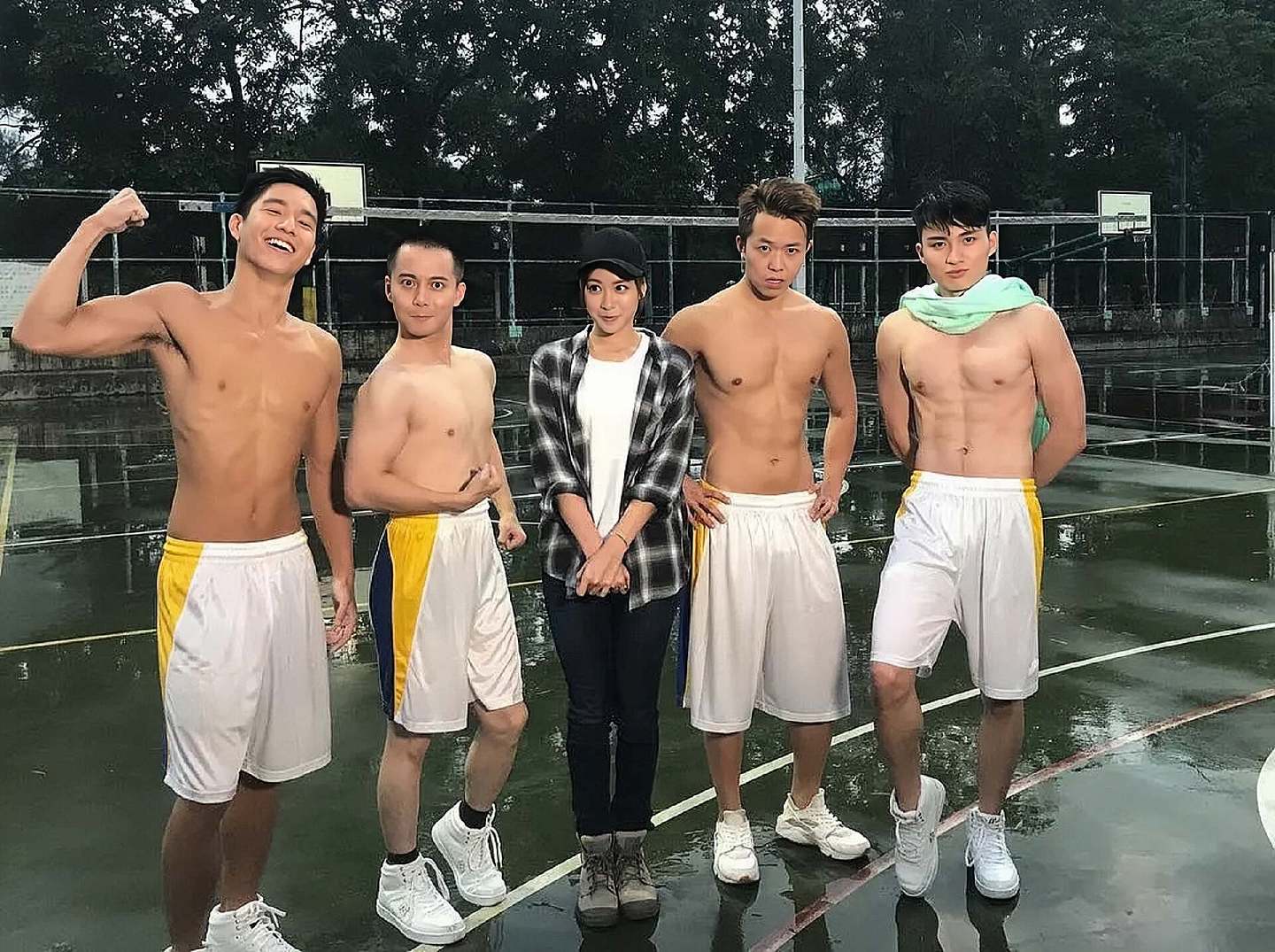 TVB王牌处境剧正式停拍,已完成最后一集拍摄,剧中演员当场泪崩 - 8