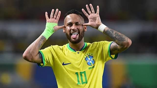 世界杯10大巨星：梅西C罗领衔 4名金球先生 法国巴西各2人 - 3