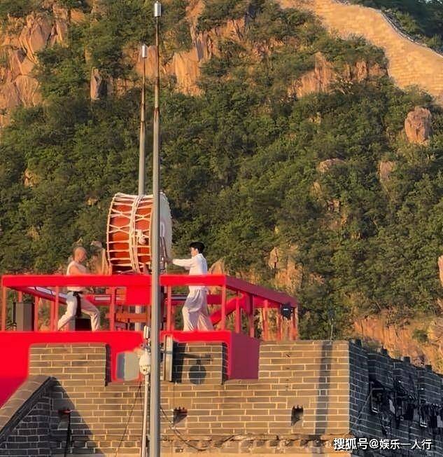 朱一龙道歉为什么拖了17天?不是他不想,是因为所有人都以为别人会扛 - 5