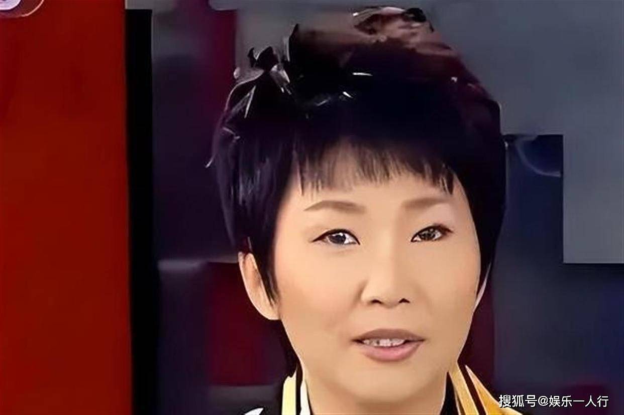 宁辛：22岁母逝父瘫，与丈夫分居22年无孩，她把“苦”字刻进了名字里 - 20