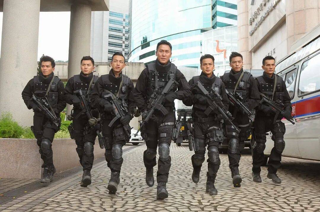 突发！TVB视帝突然入院，膝盖痛到寸步难行，致歉无法出席活动 - 7