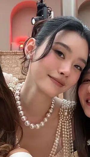 奚梦瑶和Dua Lipa同一天结婚，珠宝逻辑却大相径庭！ - 16