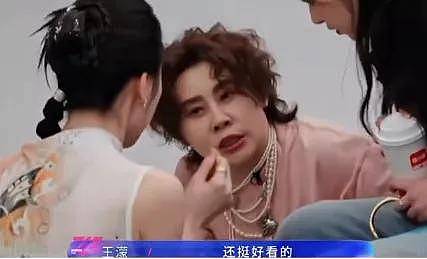 相差21岁被嘲“父女恋”，不被外界看好的他们婚后一直很幸福啊 - 11