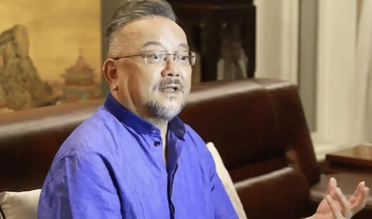 王刚被曝卷巨款跑路移民美国?还出售4000万四合院当路费?真相终于曝光! - 2