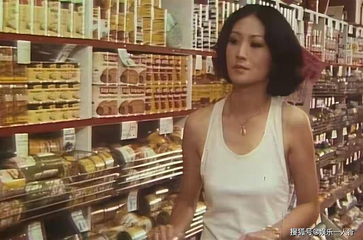 突传噩耗！香港“第一贵妇”苗金凤离世，两段婚姻均离婚收场，病因家属只字未提 - 3