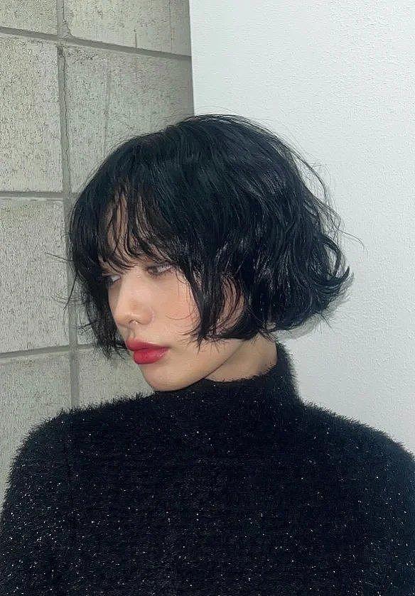 韩国知名女星,回应恋爱传闻后,公开职场态度,晒出写真大片 - 6