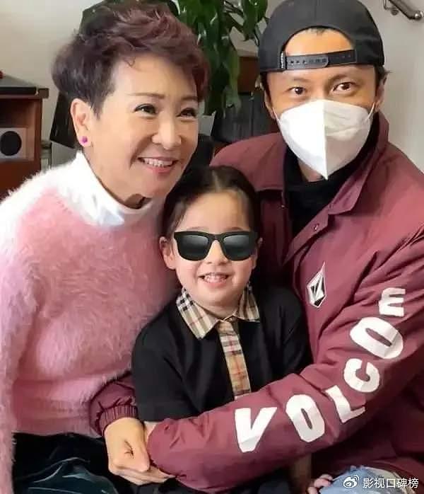 谢霆锋妹妹谢婷婷高调官宣恋情,6岁女儿生父至今成谜 - 12