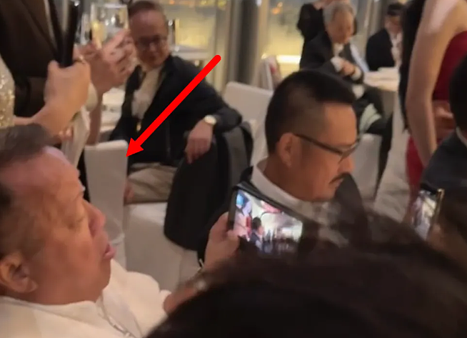 百亿豪门富二代大婚！干爹张学友现场献唱！曾志伟、郑伊健……每桌都是茅台（组图） - 3