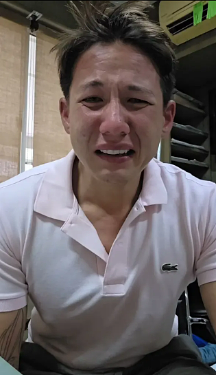 豪门被曝惊天丑闻！继承人被亲弟弟指控性侵长达12年，全家知情却无人伸张 - 2