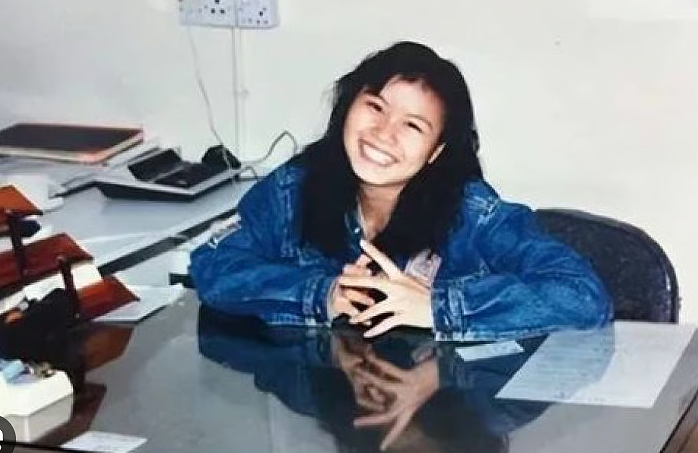 她凭什么?坐在马斯克和库克中间的湖南女人... - 4