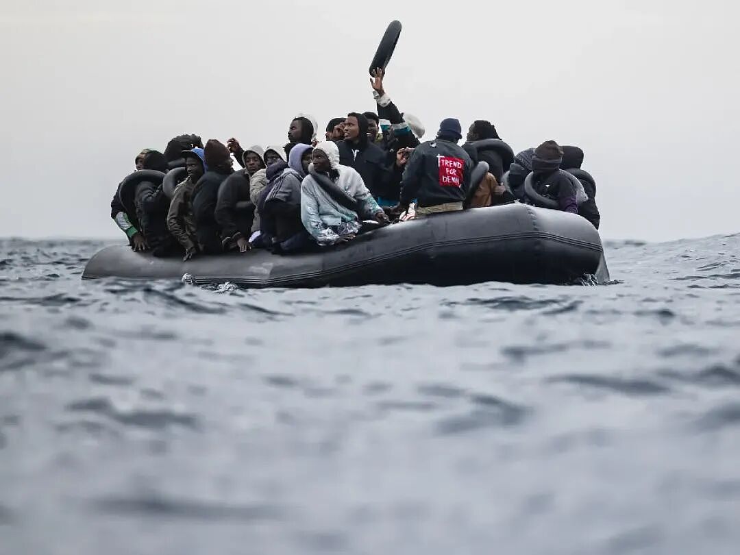 英国首相请辞唐宁街10号，遭到英国人嘲讽：早就该卷铺盖滚蛋了（组图） - 6