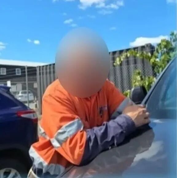 新西兰男子被“13岁女网友”找上门，视频记录全过程（组图） - 2