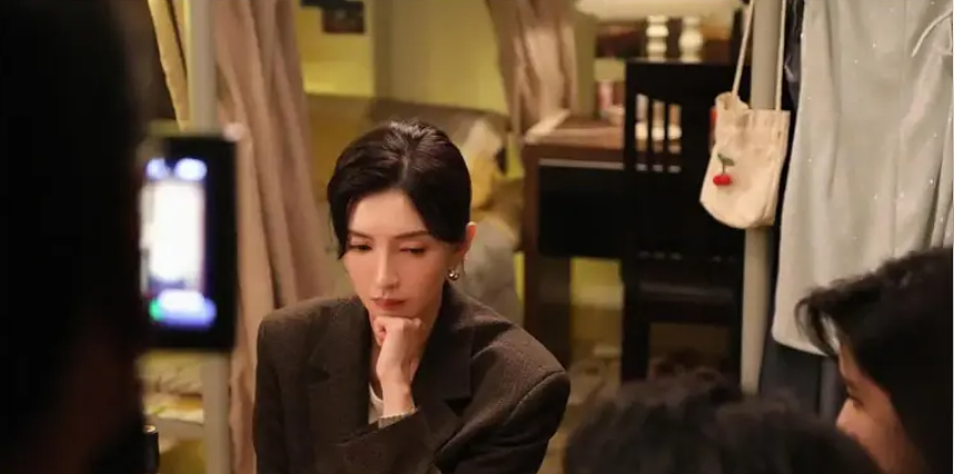 江疏影陷“豪门狗血剧”！“海外产子”传闻后，又遭“正房儿子”当众羞辱？ - 5