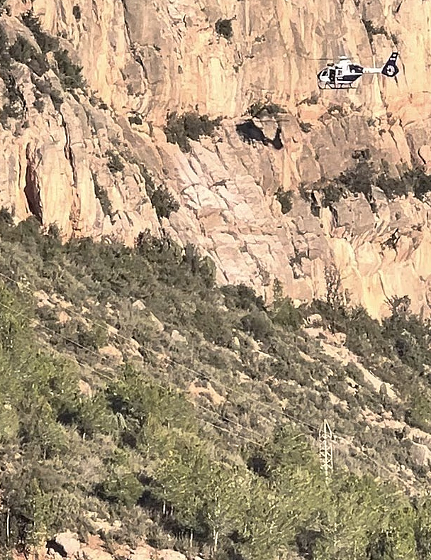 意外变谋杀！全球知名亿万富豪登山坠崖身亡，两年后亲生儿子刚刚被捕 - 3